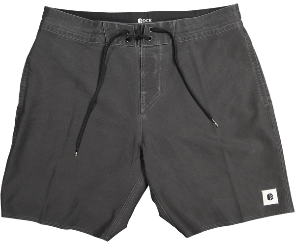 17" Performance Short Black