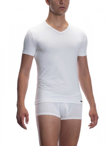 RED 2059 V-Neck White