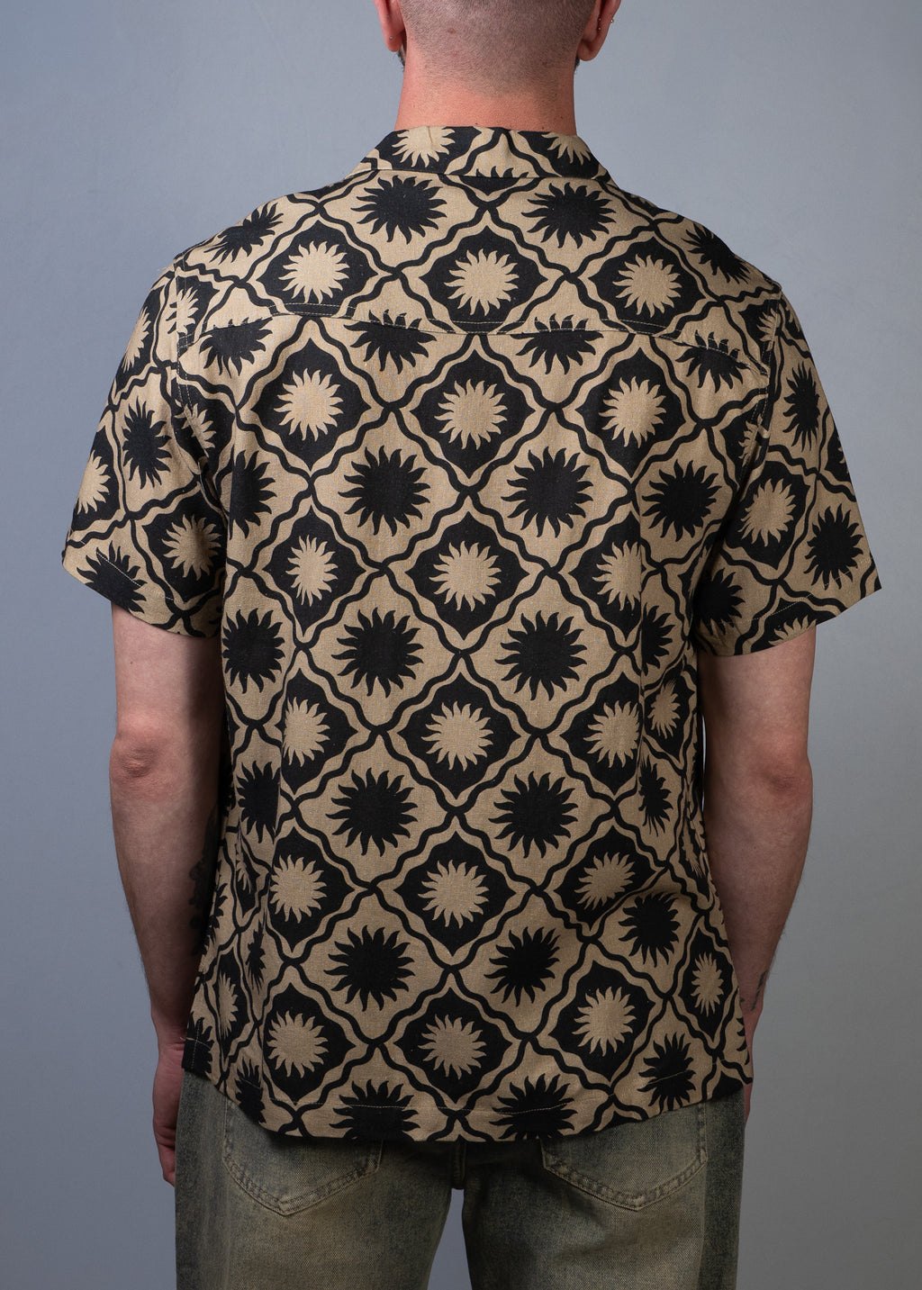 Sunny Tile Linen Yacht Shirt