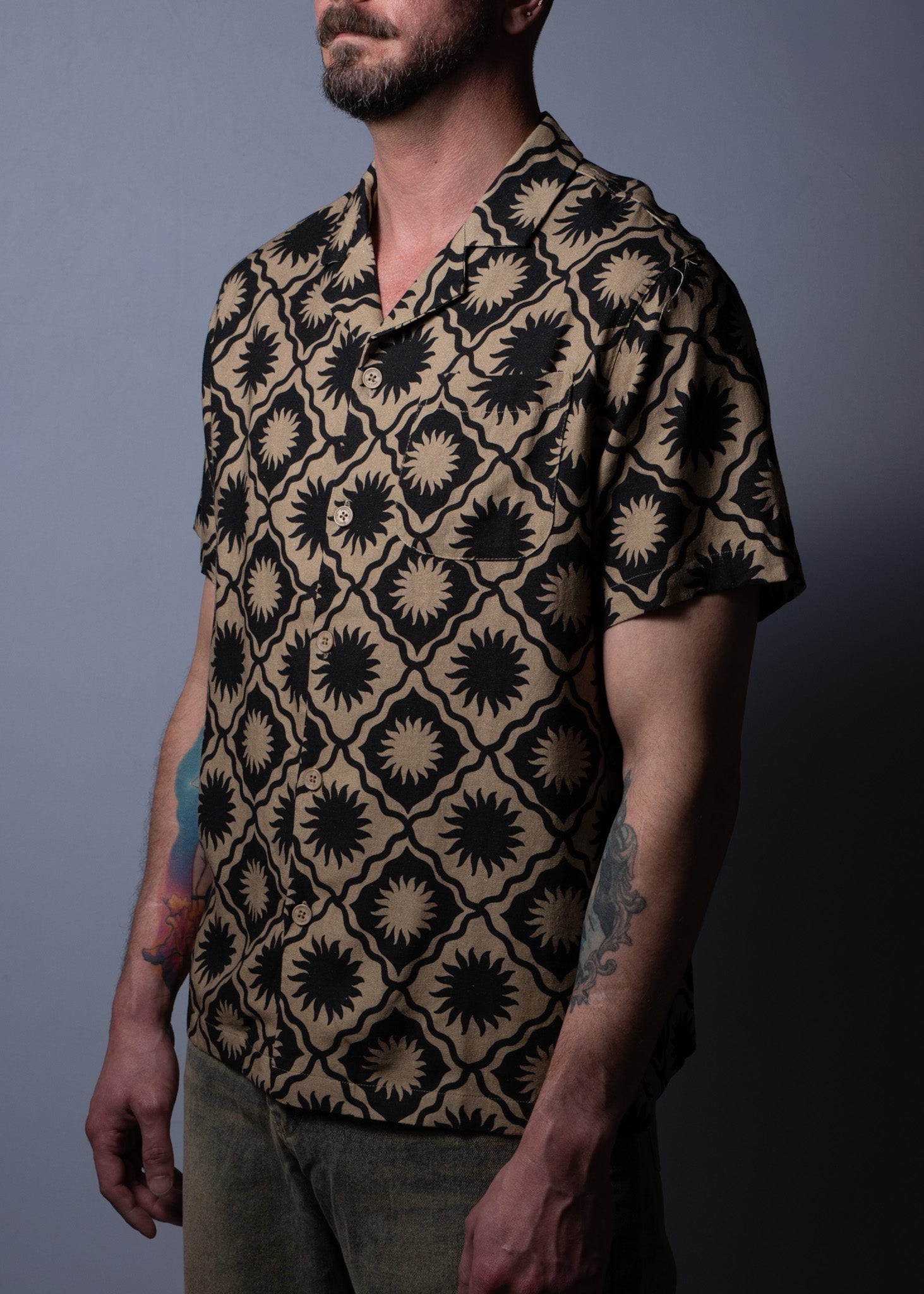 Sunny Tile Linen Yacht Shirt