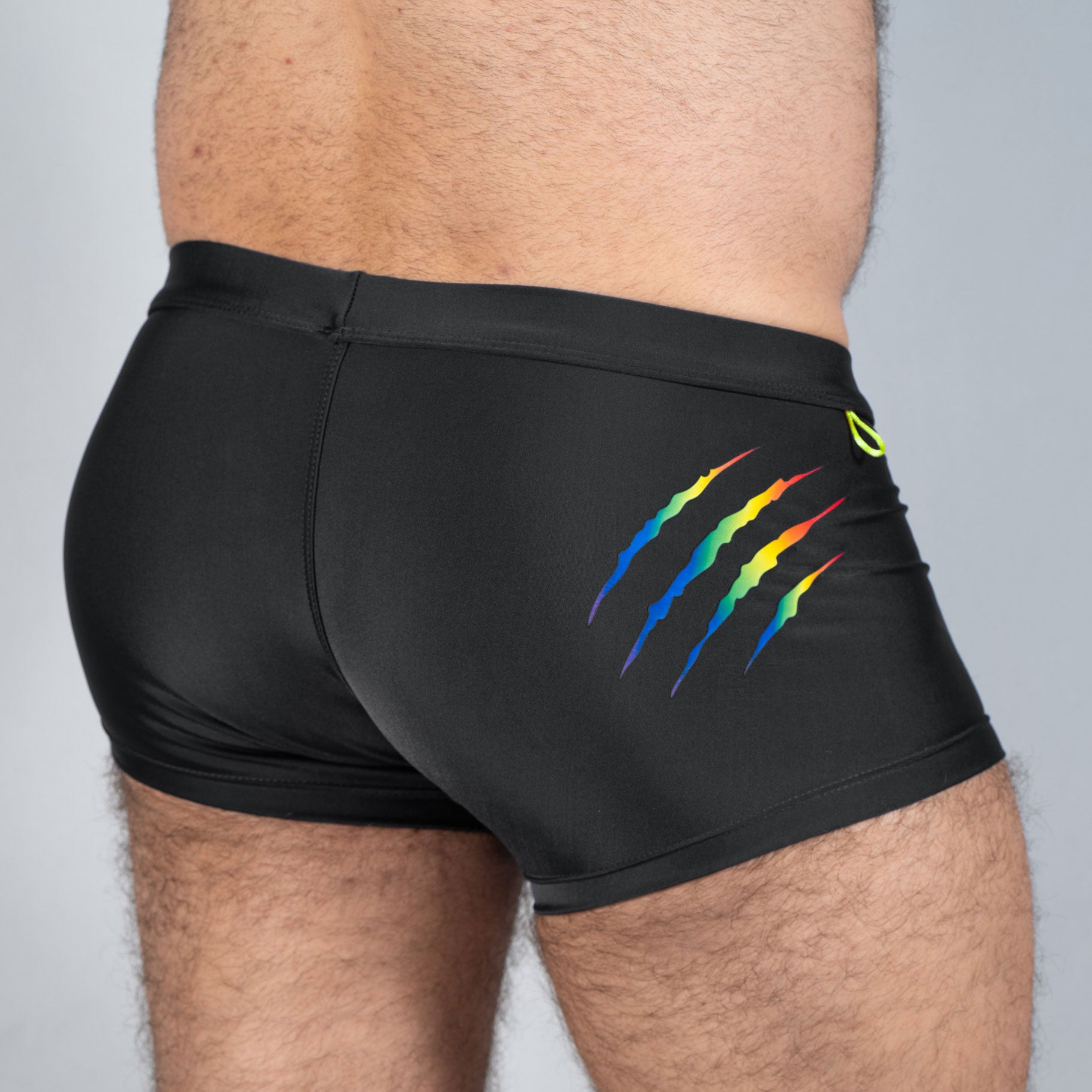 Bear Scratch Square Cut