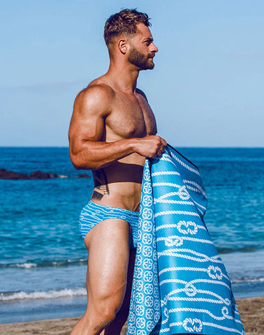 SAND FREE BEACH TOWEL- MANROPE