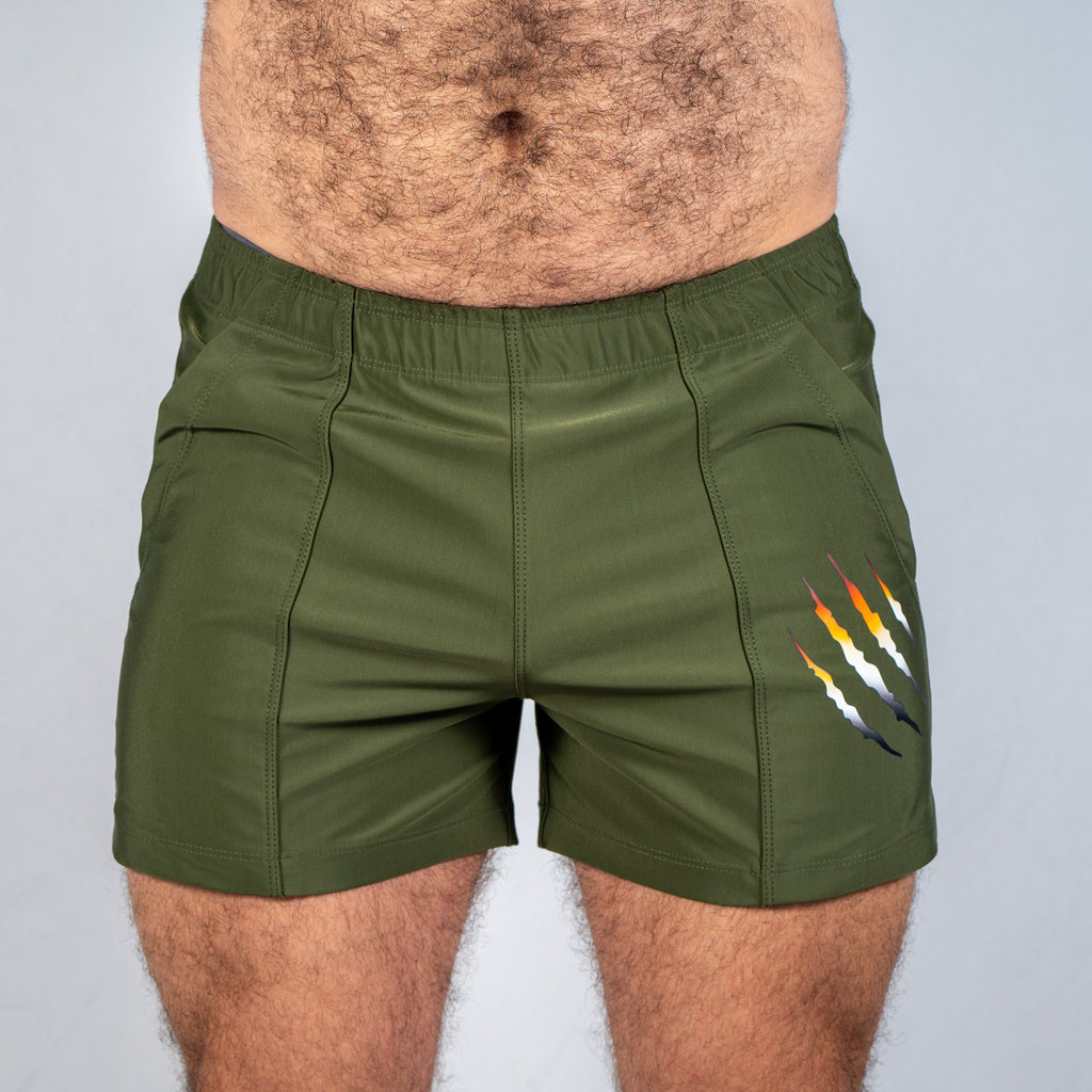 Bear Scratch Pocket Short Olive
