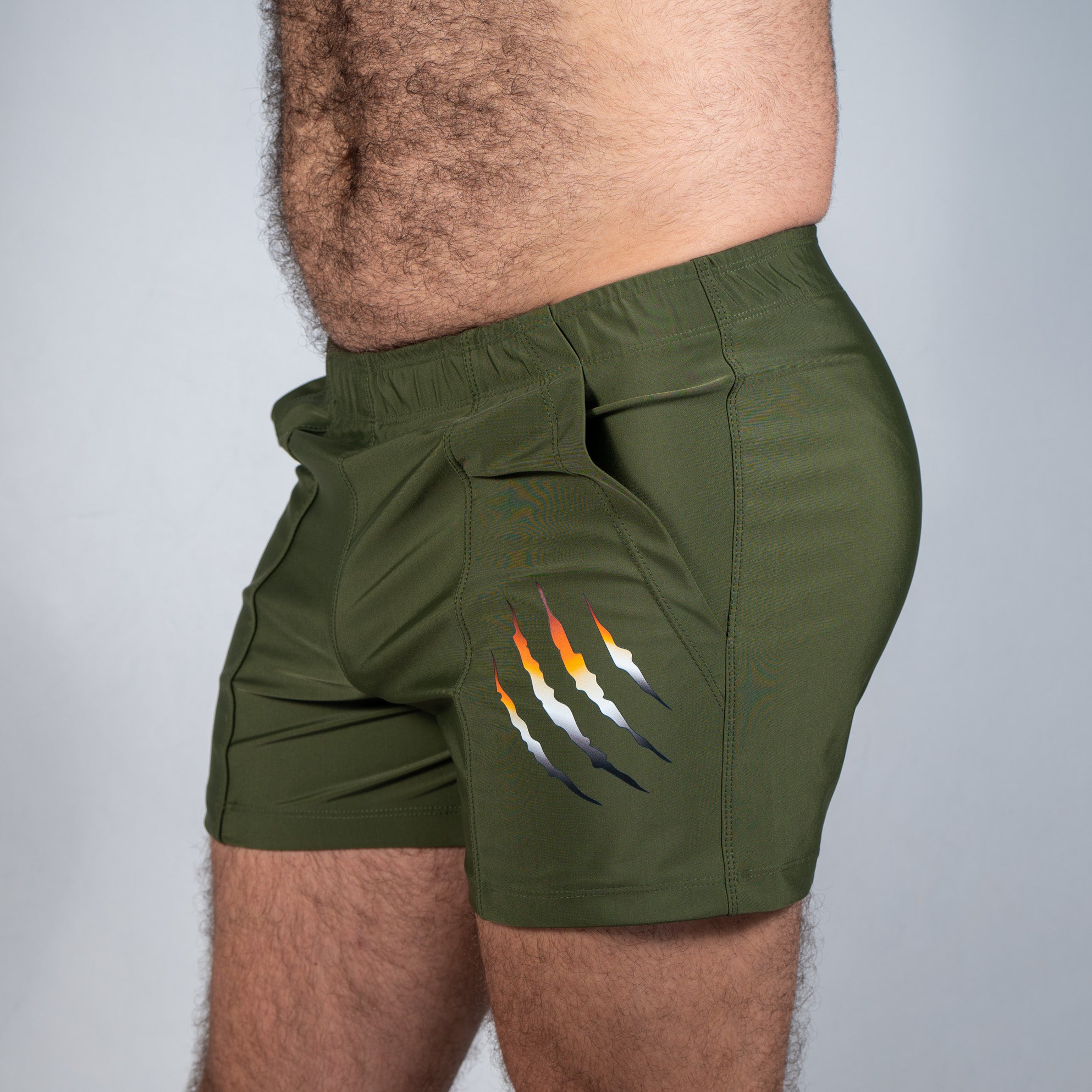 Bear Scratch Pocket Short