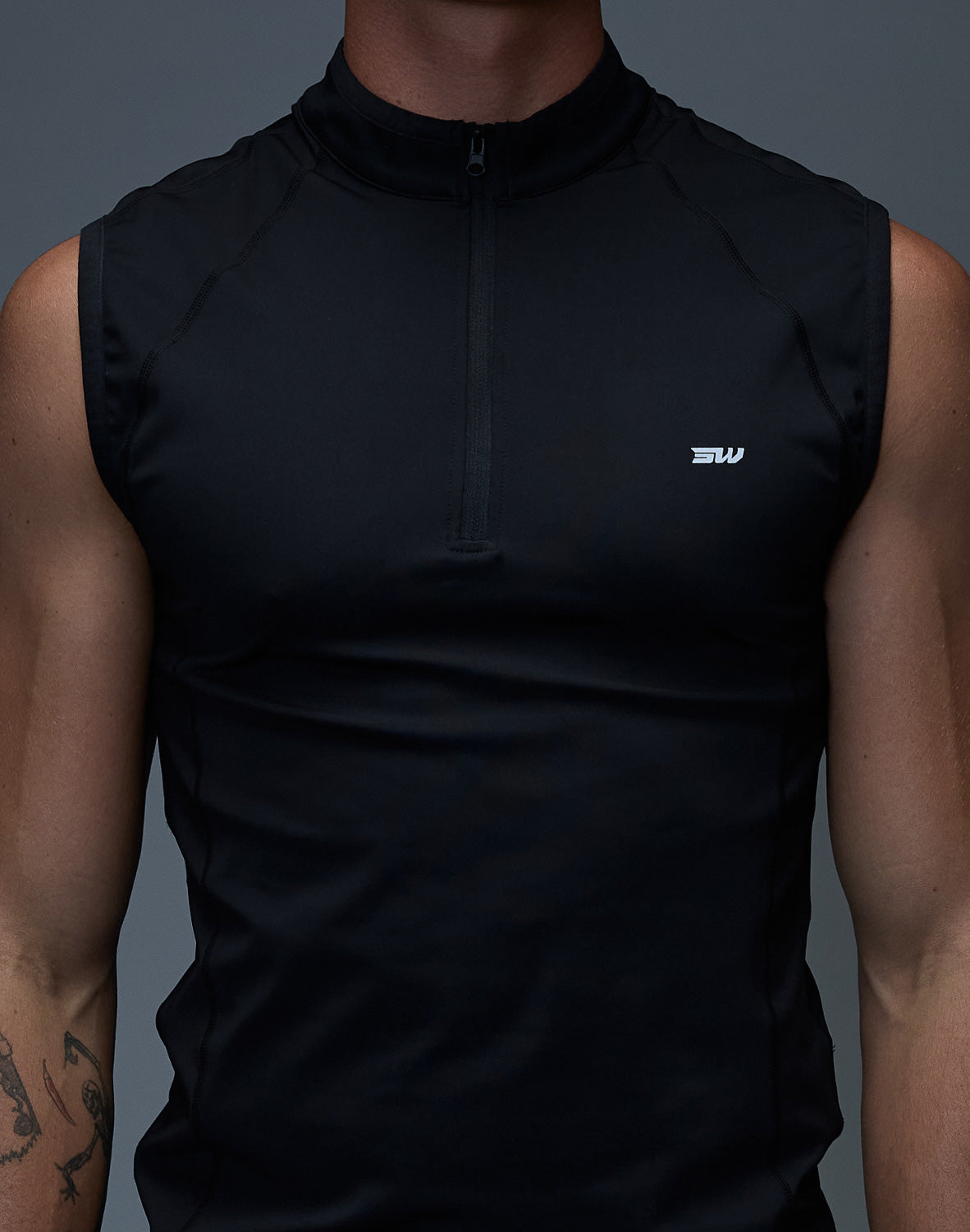 Gym2Street Half Zip Vest