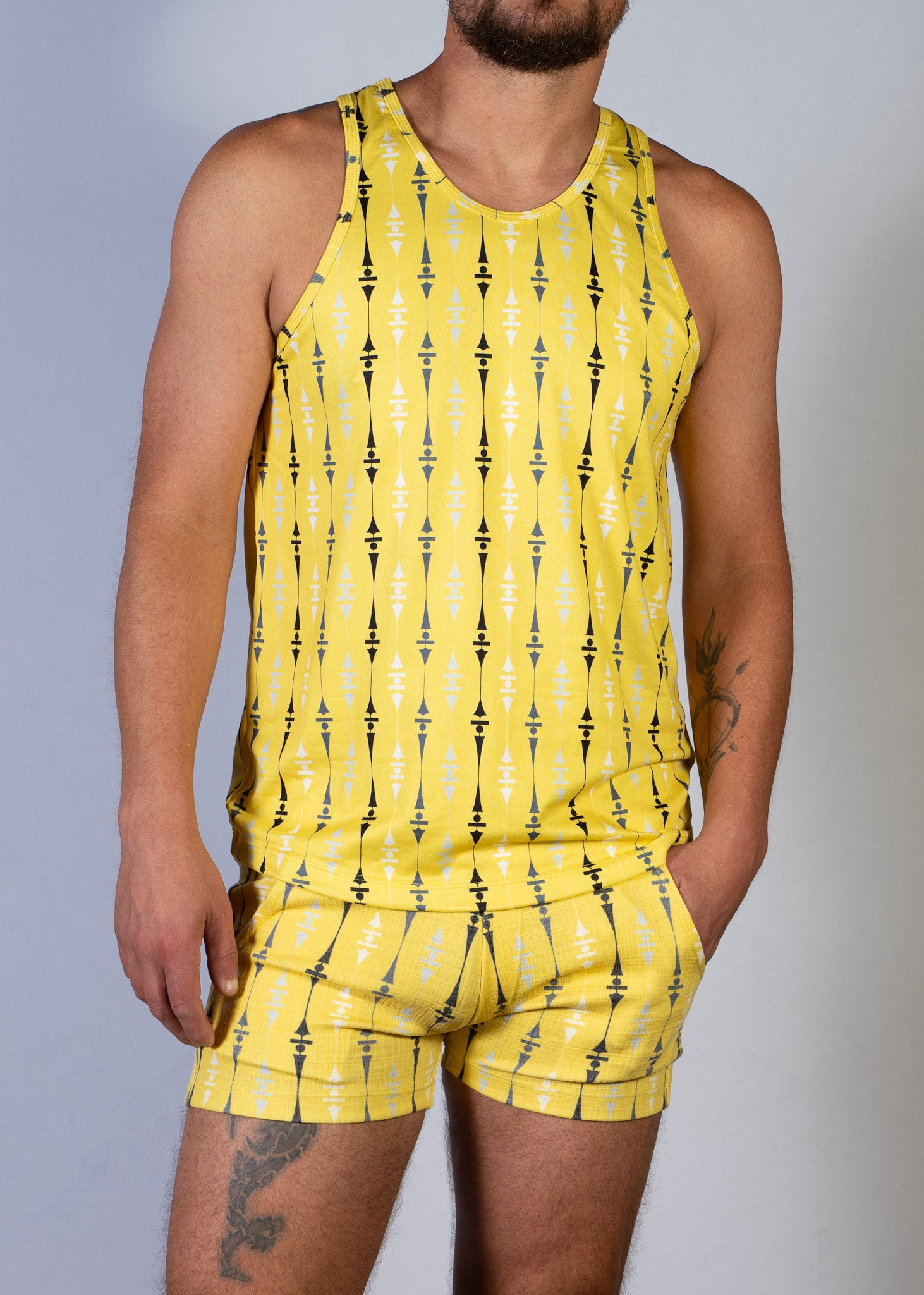Retro Wallpaper Tank Yellow