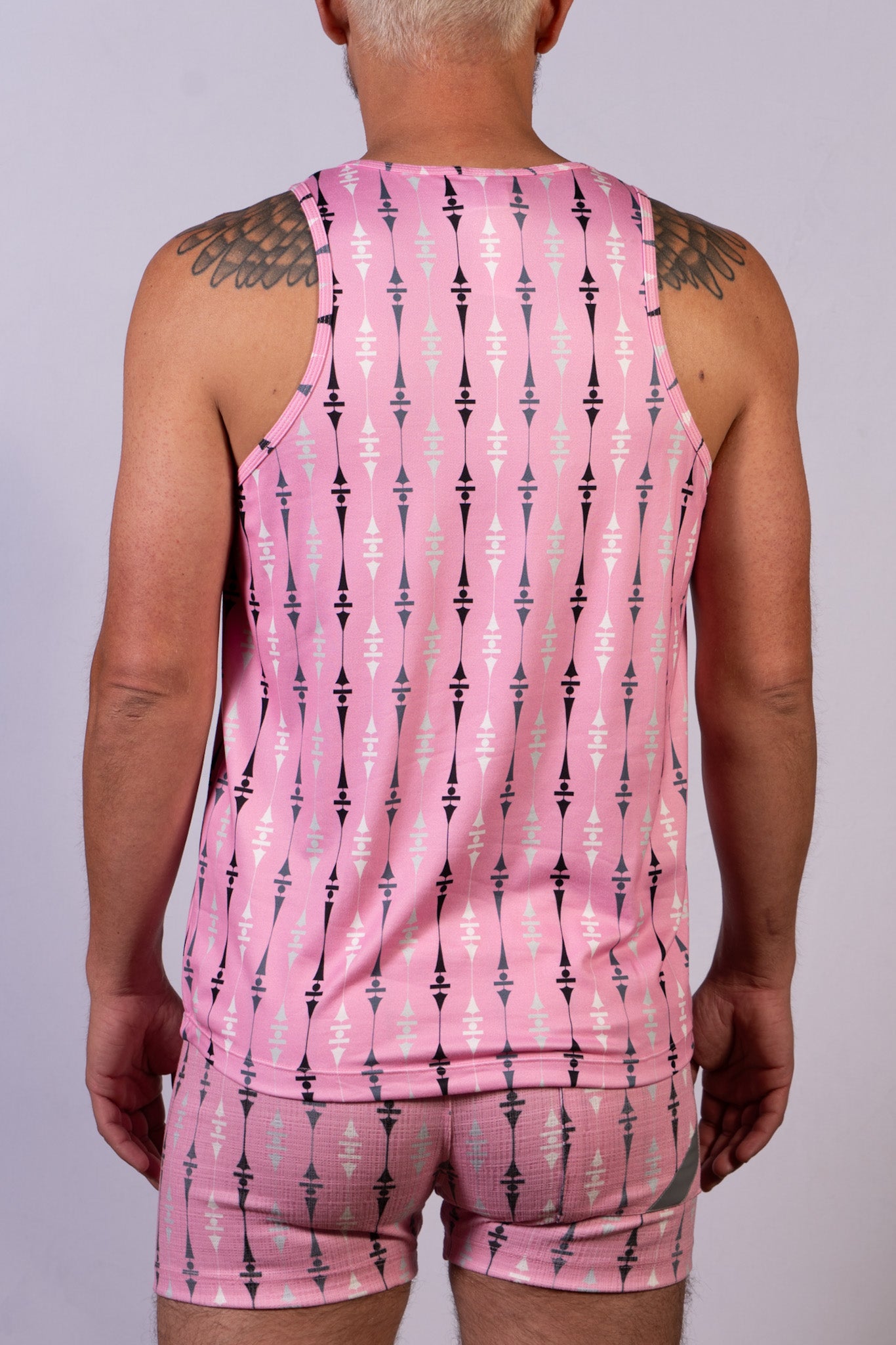 Retro Wallpaper Tank