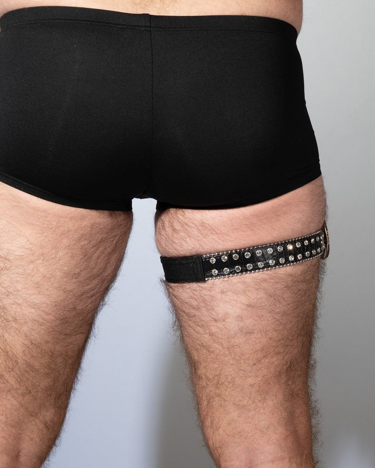 Black Ice Thigh Band
