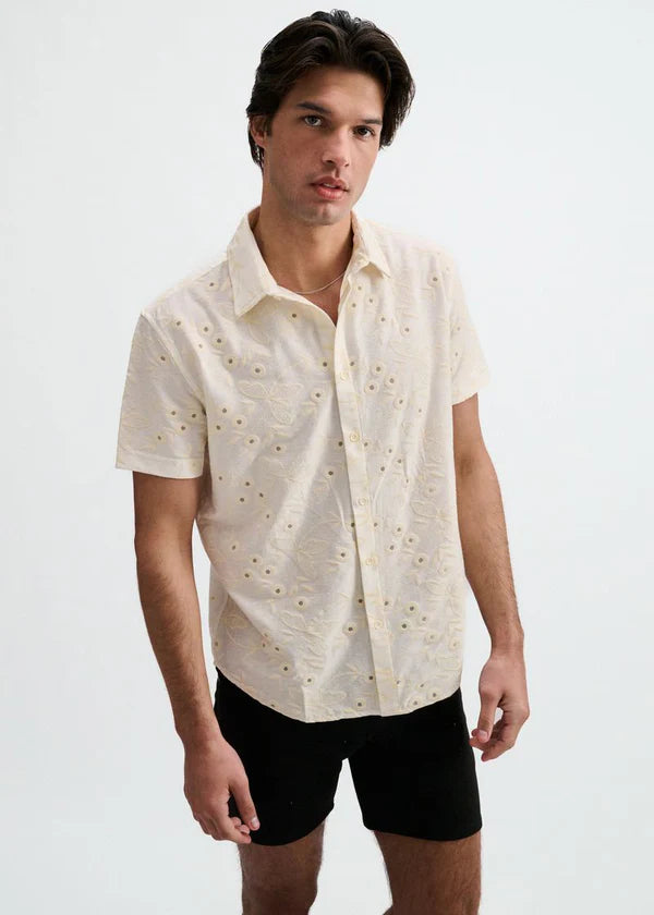 Stretch Eyelet Knit Short Sleeve Shirt