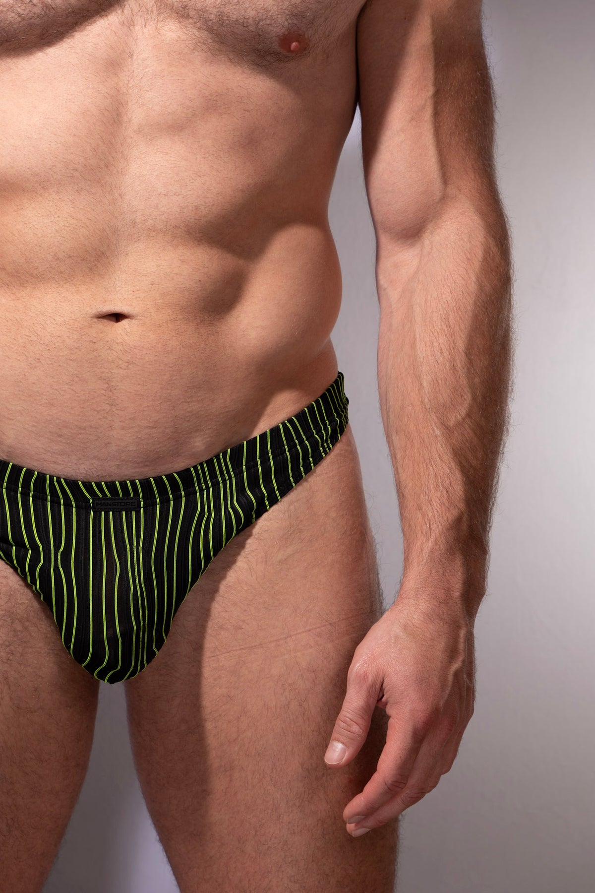M2615 Hip String