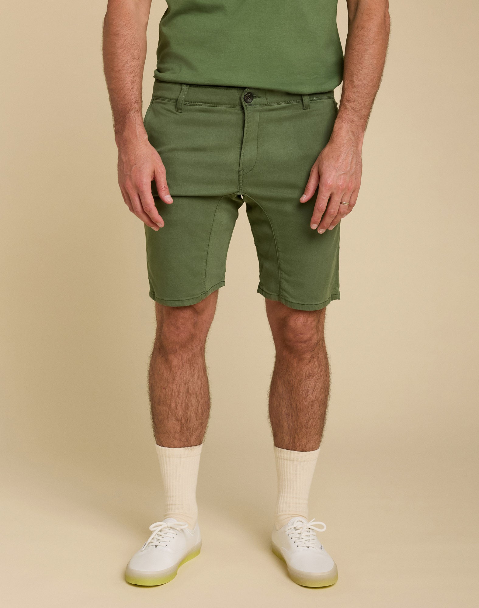 CHINO Dening Short Green