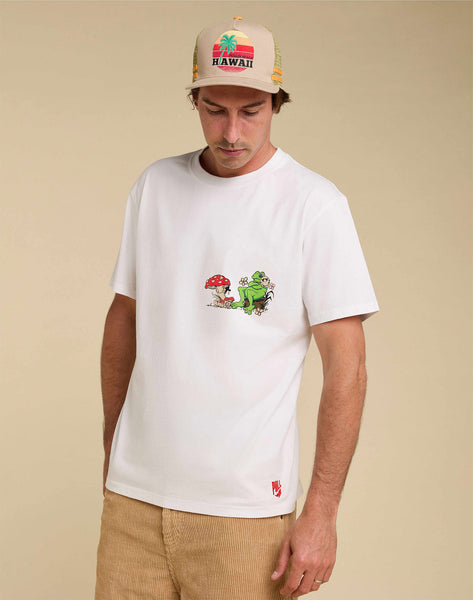 HAPPY MUSHROOM RELAX TEE