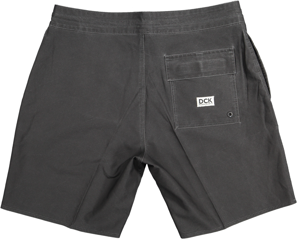 17" Performance Short